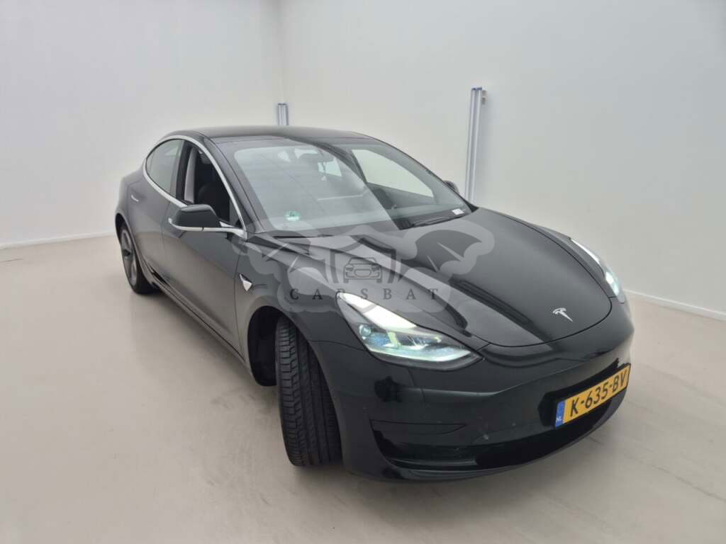 Tesla Model 3 Standard Range Plus 60 kWh 2020