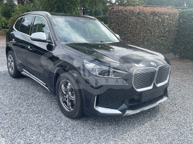 BMW iX1 65 kWh 2024