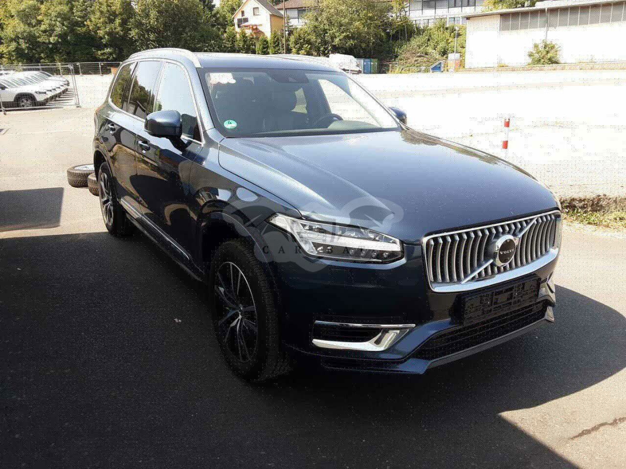 Volvo XC90 T8 Momentum Pro 2021