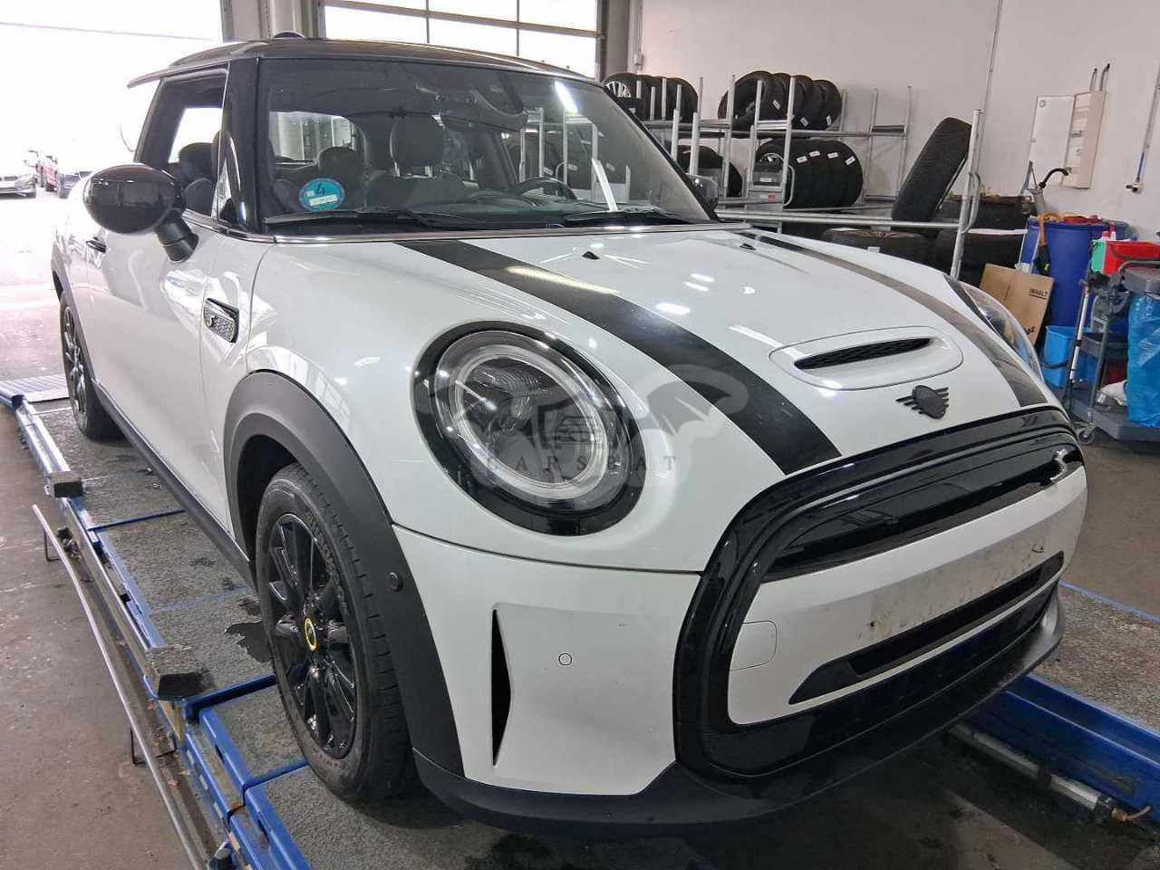 Mini 3 Doors Cooper Classic 2023