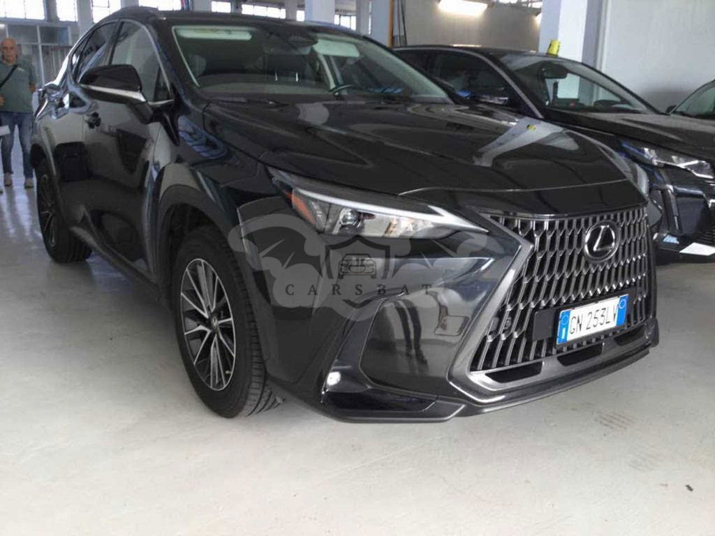 Lexus NX Premium 2023