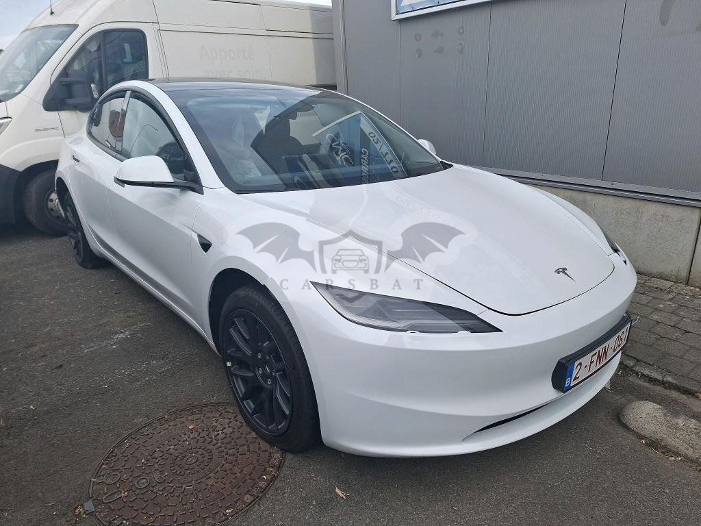Tesla Model 3 2024