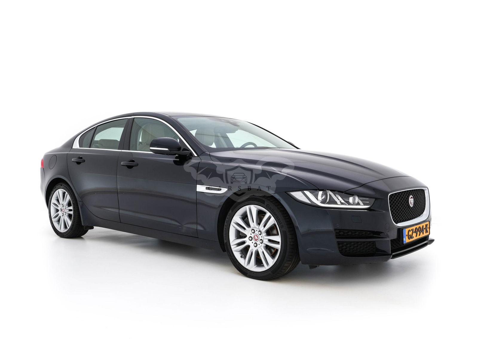 Jaguar XE 2.0 Portfolio 2015