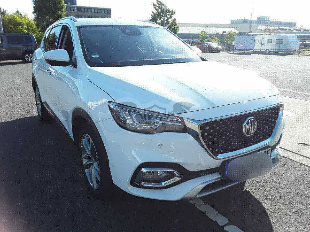 MG EHS Luxury 2022