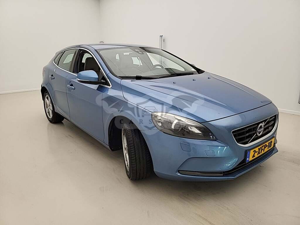 Volvo V40 D4 Summum 2014