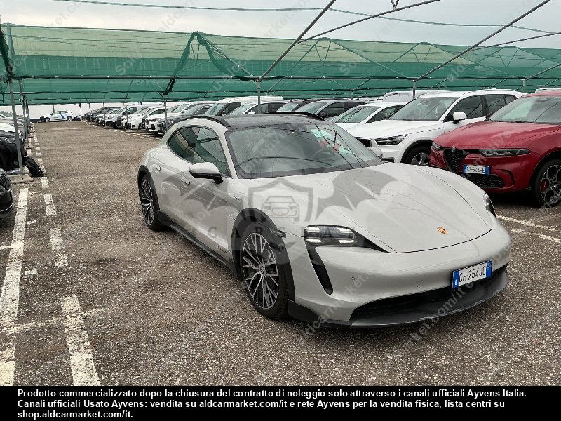 Porsche Taycan 4 2021