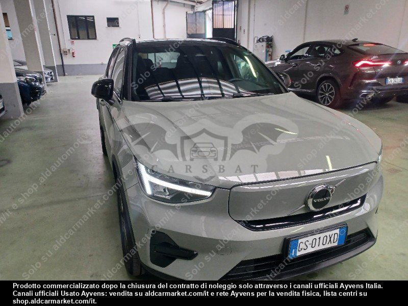 Volvo XC40 Plus 2024