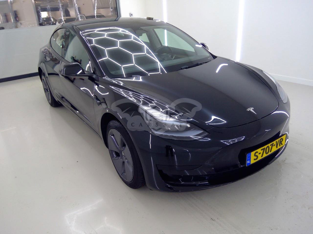 Tesla Model 3 Standard Range Plus 60 kWh 2023