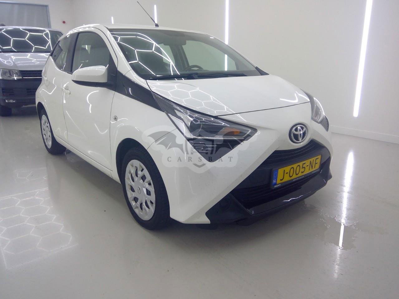 Toyota Aygo 1.0 VVT-i X-Play 2020