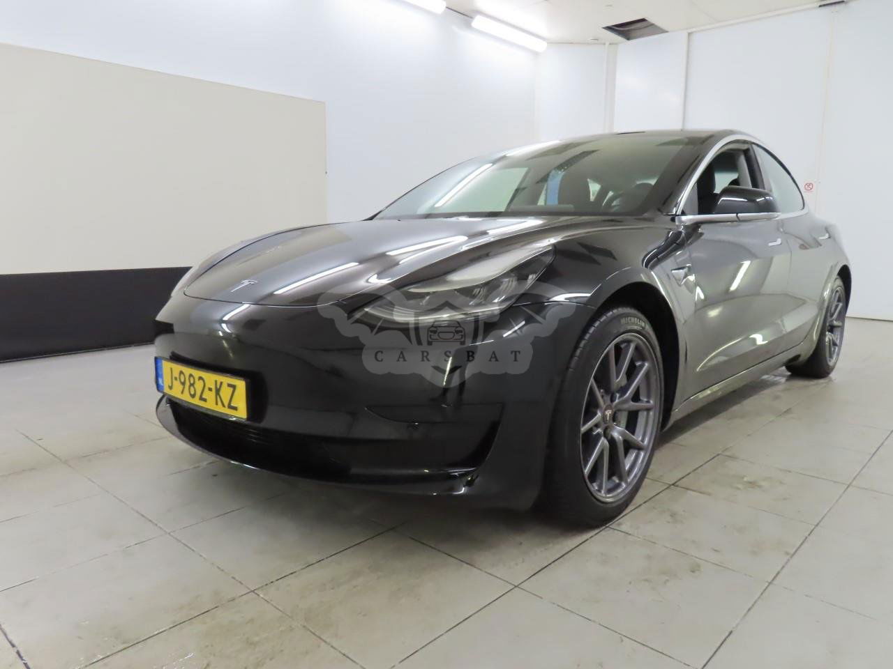 Tesla Model 3 Standard Range Plus 2020
